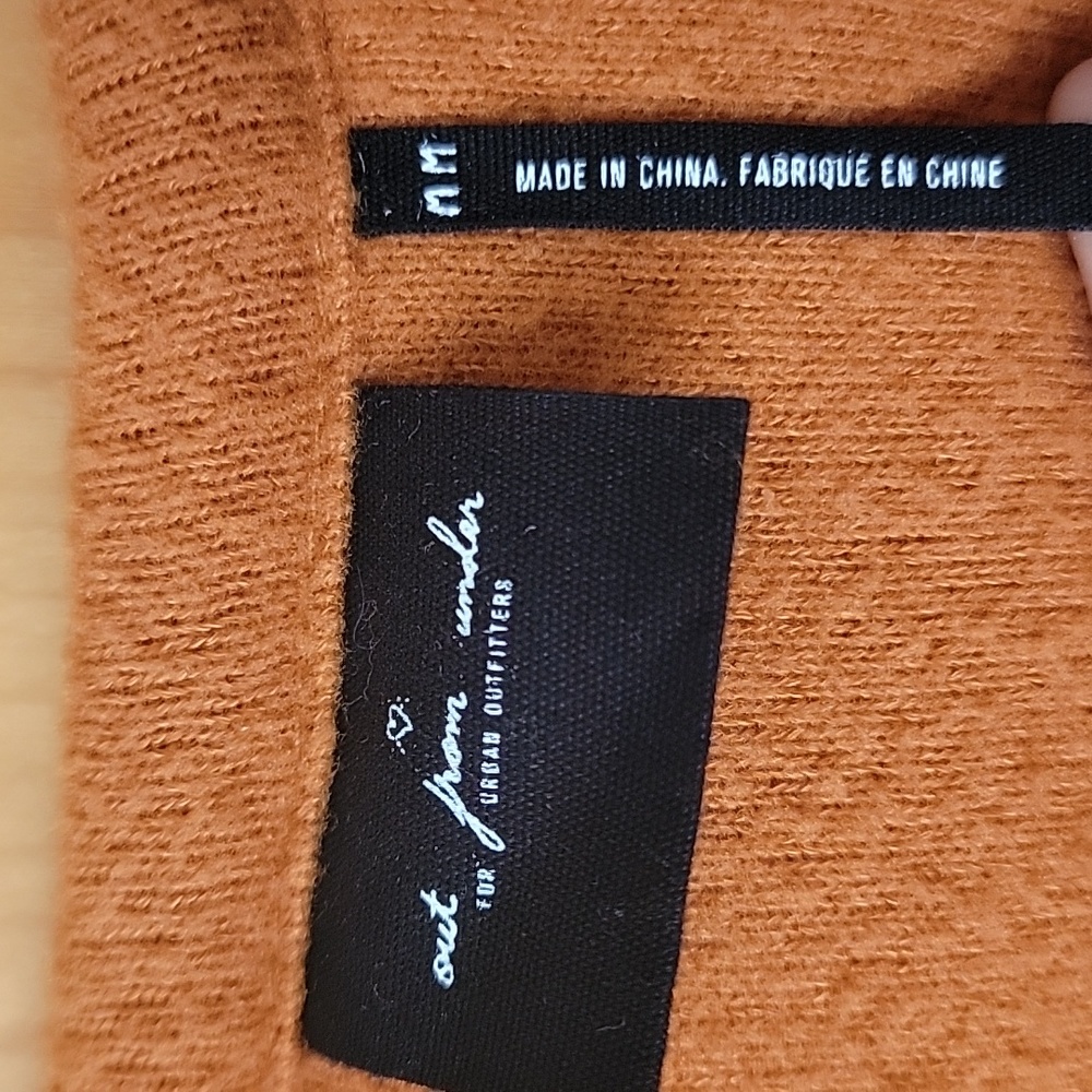 Urban Outfitters Quilted Puffer Jacket - Picture 3 of 6